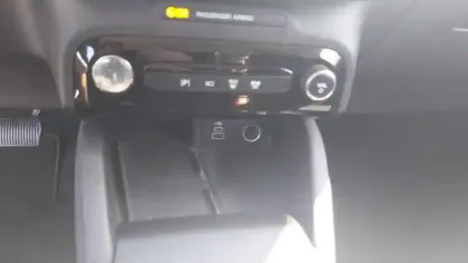 Photo 8 Ford Kuga  2.5 Duratec 180 ch FlexiFuel FHEV E85 Powershift
