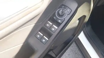 Photo 22 Ford Kuga  2.5 Duratec 180 ch FlexiFuel FHEV E85 Powershift