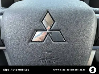 Photo 30 Mitsubishi Outlander  2.4 MIVEC PHEV 306 4WD