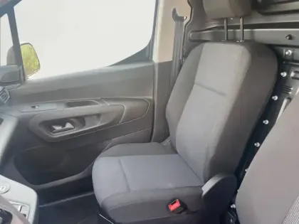 Photo 11 Citroën Berlingo E- VAN M 136 CH AUT. 54 KWH CHARGE UTILE MAJOREE