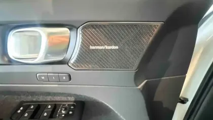 Photo 27 Volvo XC40  T5 Recharge 180+82 ch DCT7