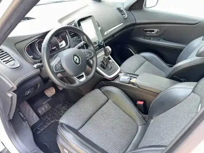 Photo 26 Renault Scenic Grand  TCe 140 EDC