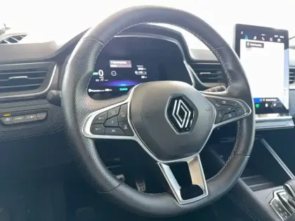 Photo 20 Renault Captur  E-Tech full hybrid 145 ch