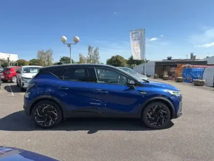 Photo 27 Renault Captur  E-Tech full hybrid 145 ch