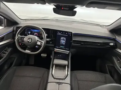 Photo 38 Renault Austral  E-Tech hybrid 200