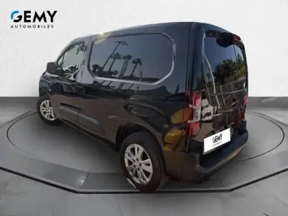 Photo 6 Peugeot Partner  FOURGON STANDARD 1000 KG BLUEHDI 130 S&S EAT8