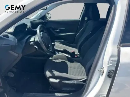Photo 8 Peugeot 2008  PureTech 100 S&S BVM6