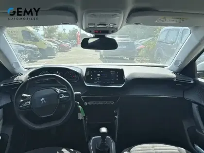 Photo 7 Peugeot 2008  PureTech 100 S&S BVM6