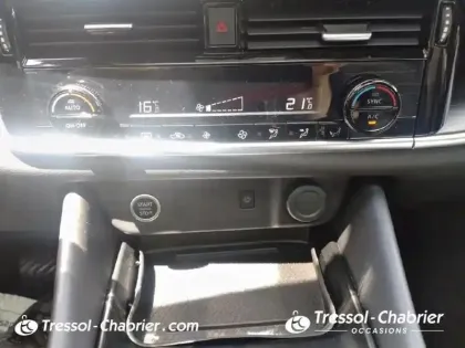 Photo 12 Nissan Qashqai  Mild Hybrid 158 ch Xtronic N-Connecta