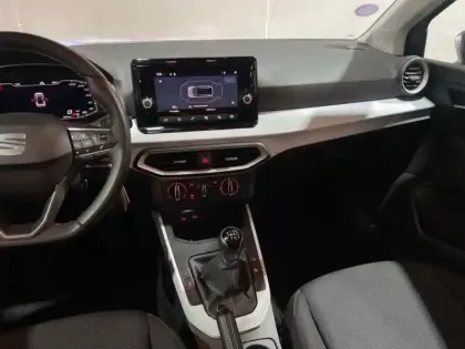 Photo 9 Seat Arona 1.0 TSI 95 ch Start/Stop BVM5 Copa