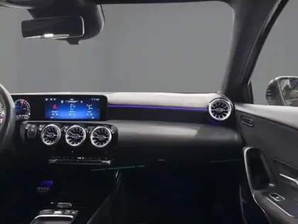 Photo 37 Mercedes Classe A 250 e Hybrid EQ AMG Line