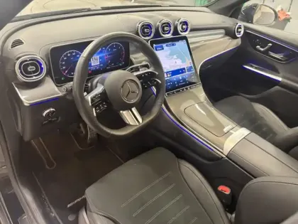 Photo 32 Mercedes GLC  220 d 4MATIC AMG Line
