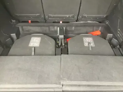 Photo 24 Peugeot 5008 BlueHDi 130ch S&S EAT8 Allure Pack