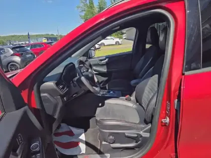 Photo 9 Ford Kuga 2.5 Duratec 225ch PowerSplit PHEV ST-Line X e-CVT 13cv