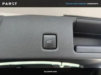 Photo 18 Ford Kuga 2.5 Duratec 180ch Hybrid FlexiFuel ST-Line X Powershift