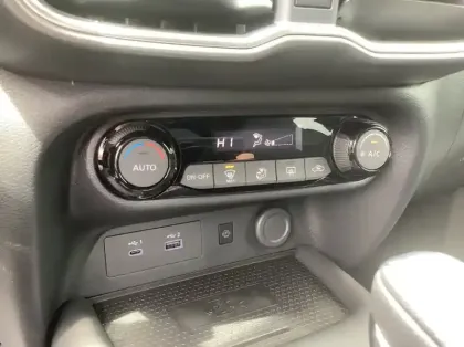 Photo 44 Nissan Juke Nouveau HYBRID 143 N-Connecta