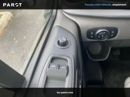 Photo 29 Ford Custom 300 L2H2 2.0 ECOBLUE 130 TREND BUSINESS