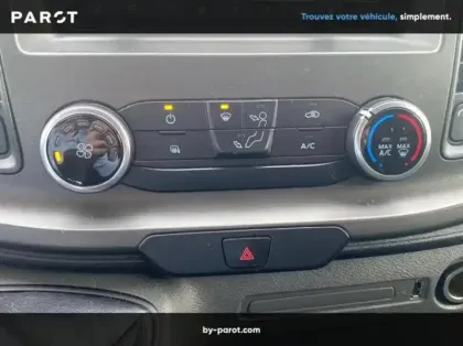Photo 28 Ford Custom 300 L2H2 2.0 ECOBLUE 130 TREND BUSINESS