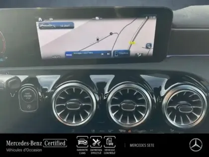 Photo 14 Mercedes Classe A  Berline 180 d 116ch AMG Line 8G-DCT