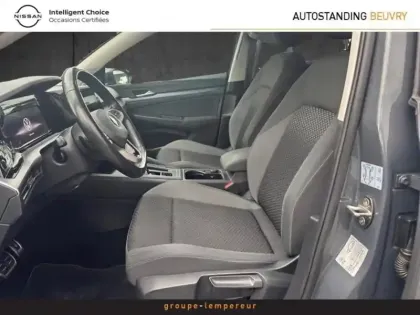 Photo 8 Volkswagen Golf  1.5 eTSI OPF 130ch Active DSG7