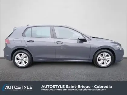 Photo 7 Volkswagen Golf  1.0 eTSI OPF 110ch Life Plus DSG7