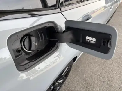 Photo 9 BMW Serie 3 Série 3 Touring 330eA xDrive 292ch M Sport