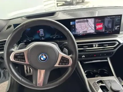 Photo 12 BMW Serie 3 Série 3 Touring 330eA xDrive 292ch M Sport