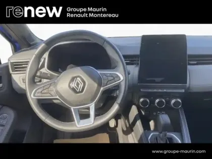 Photo 13 Renault Clio  1.6 E-Tech 145ch full hybrid Techno - 24