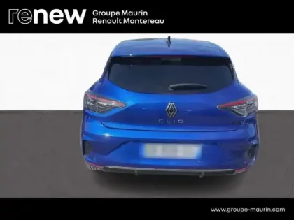 Photo 5 Renault Clio  1.6 E-Tech 145ch full hybrid Techno - 24