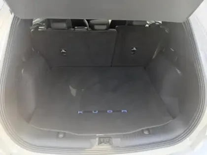 Photo 8 Ford Kuga  2.5 Duratec 190ch FHEV Vignale BVA i-AWD