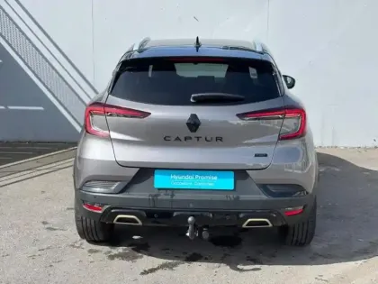 Photo 5 Renault Captur  1.6 E-Tech hybride 145ch Engineered