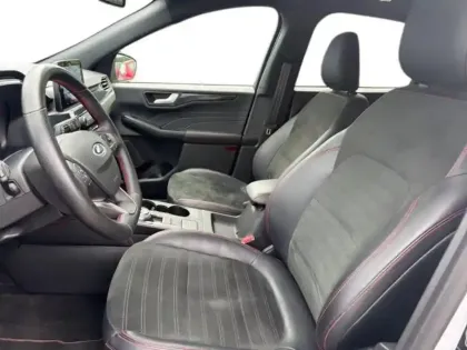 Photo 7 Ford Kuga  2.5 Duratec 190ch FHEV E85 Graphite Tech Edition BVA