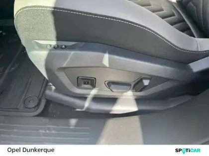 Photo 9 Jeep Compass  1.6 Turbo T4 225ch e-Hybrid Plug-in Summit BVR7