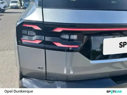 Photo 8 Jeep Compass  1.6 Turbo T4 225ch e-Hybrid Plug-in Summit BVR7