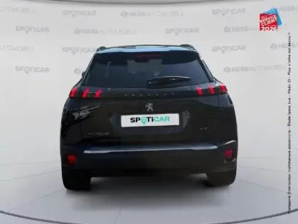 Photo 6 Peugeot 2008  e- 136ch GT Pack