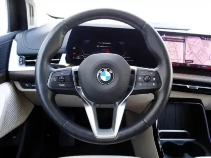Photo 17 BMW Serie 2 Série 2 ActiveTourer 220i 170ch Luxury DKG7