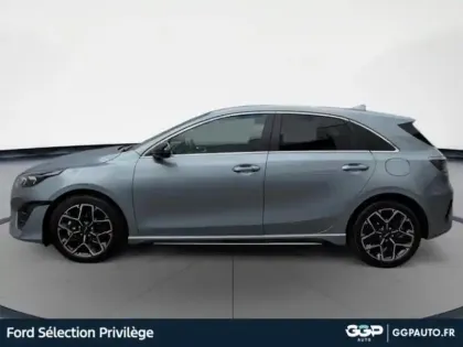 Photo 16 Kia Ceed  1.5 T-GDi 140ch GT-Line DCT7 MY25