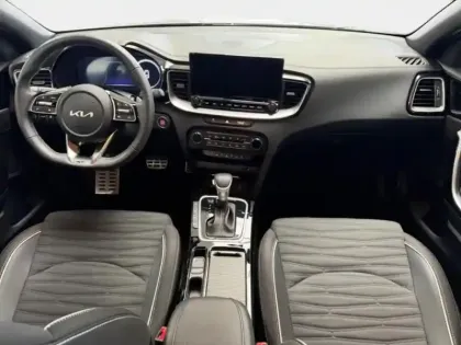 Photo 27 Kia Ceed  1.5 T-GDi 140ch GT-Line DCT7 MY25
