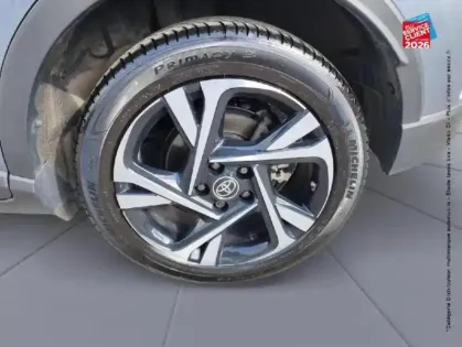 Photo 9 Toyota C-HR  1.8 Hybride 122ch Design E-CVT