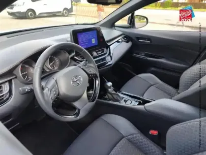Photo 14 Toyota C-HR  1.8 Hybride 122ch Design E-CVT