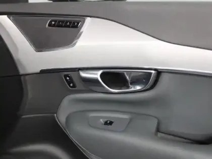 Photo 13 Volvo XC90  T8 AWD 303 + 87ch Inscription Geartronic