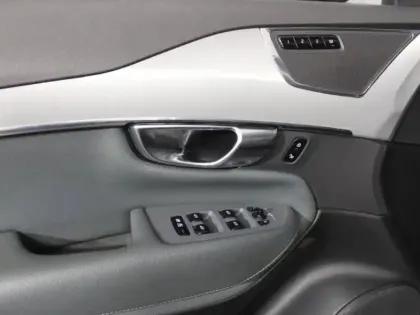 Photo 5 Volvo XC90  T8 AWD 303 + 87ch Inscription Geartronic