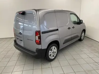 Photo 18 Peugeot Partner  M Diesel 130ch automatique Pack Premium Connect