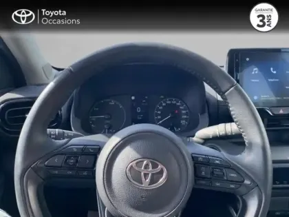 Photo 12 Toyota Yaris  116h Dynamic 5p MC24