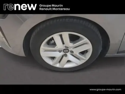 Photo 10 Renault Clio  1.6 E-Tech 145ch full hybrid Evolution - 24