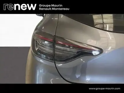 Photo 11 Renault Clio  1.6 E-Tech 145ch full hybrid Evolution - 24
