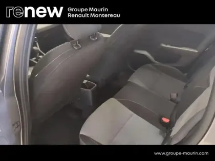 Photo 14 Renault Clio  1.6 E-Tech 145ch full hybrid Evolution - 24