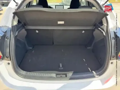 Photo 13 Toyota Yaris  116h Design 5p MY26