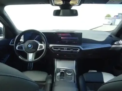 Photo 18 BMW Serie 3 Série 3 Touring 330eA xDrive 292ch M Sport