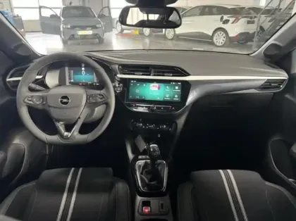 Photo 12 Opel Corsa  1.2 Turbo 100ch GS